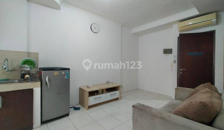 Disewakan 2BR Semi Furnish Apartemen Mediterania Garden 2 1