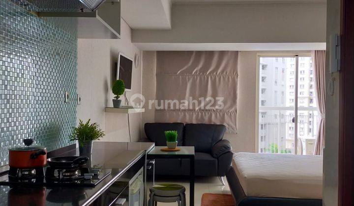 Sewa Studio Furnish Lt.rendah Apartemen Royal Mediterania Garden 1