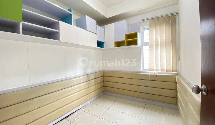 Disewakan 3BR Unfurnish Apartemen Mediterania Garden 2 1