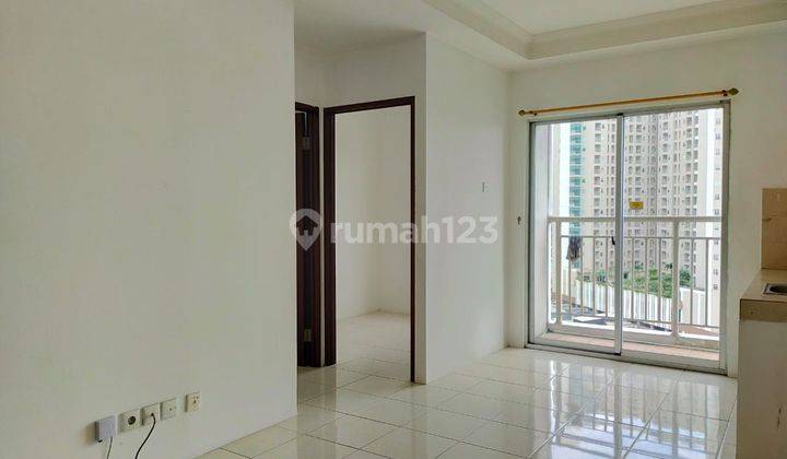 Sewa 2BR Unfurnish View Kolam Renang Apt. Mediterania Garden 2 2