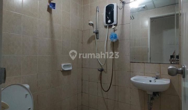 Disewakan 3BR Lantai Rendah Apartemen Mediterania Garden 2 2