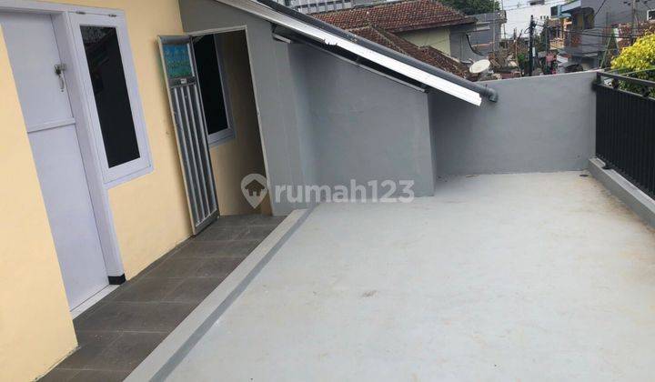Jual Kost 3 Lantai Surat SHM dekat Kampus 3 UMM Malang Kota 3