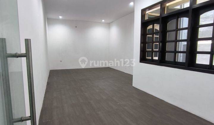 Ruang usaha di poros Borobudur cocok untuk kantor atau cafe 20
