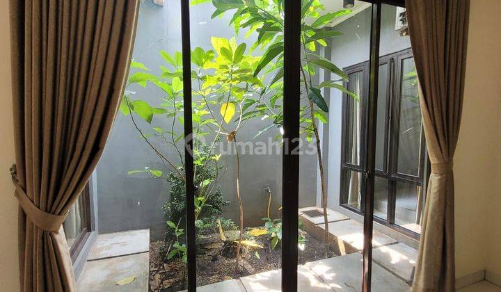 Dijual Rumah Full Renovasi, Semi Furnish di The Avani Bsd 1