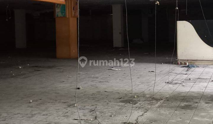 Dijual Ex Supermarket di Jalan Raya Gatot Subroto, Tangerang 2