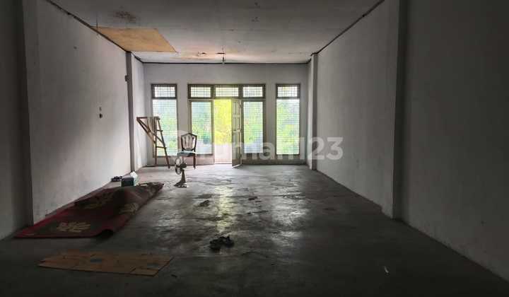2-Story Shop House Near Soekarno Hatta, Damai Langgeng, Freehold Certificate, Eligible for Mortgage 2