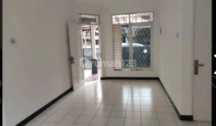 Dijual Cepat Rumah Di Villa Pamulang 2