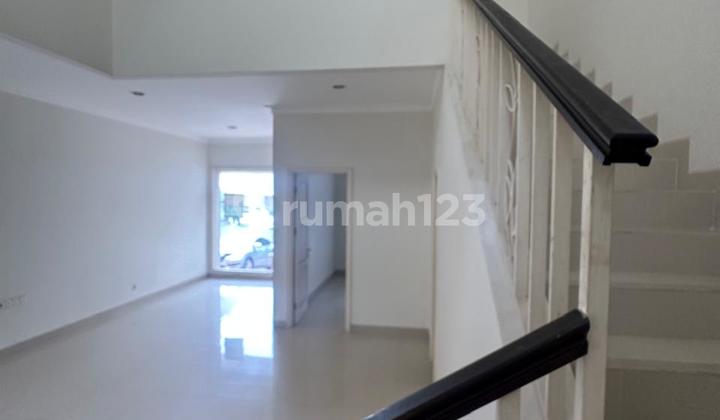 Unfurnished House in Grisea Barat, Gading Serpong, Tangerang