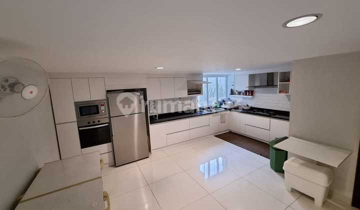 Dijual Mewah Rumah De Latinos Costacia 2 Lantai 2