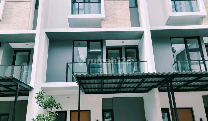 Dijual Rumah 3 Lantai Provence Suites Bsd 1