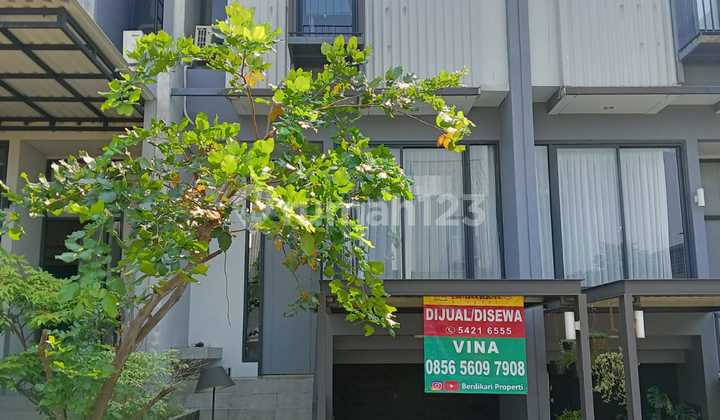 For quick sale: 3-story house in Greenwich Park BSD (RV).