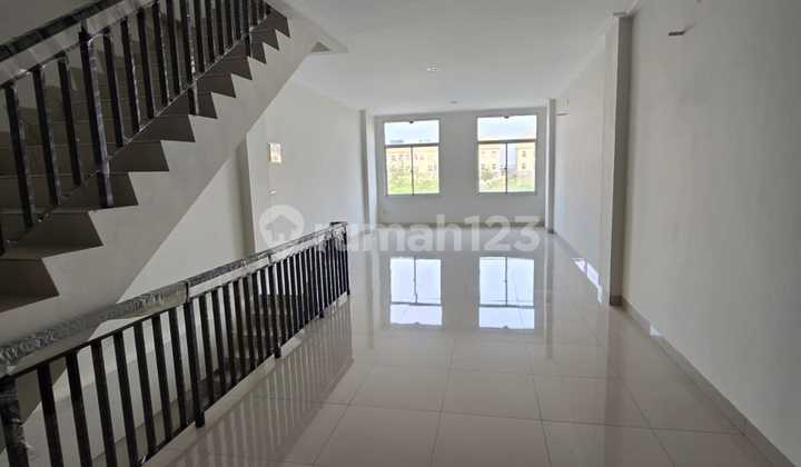 For Rent Golf Island PIK Shop House, Size 4.5x15, 4 Floors, Wide Boulevard Road For Rent Golf Island PIK Shop House, Size 4.5x15, 4 Floors, Wide Boulevard Road