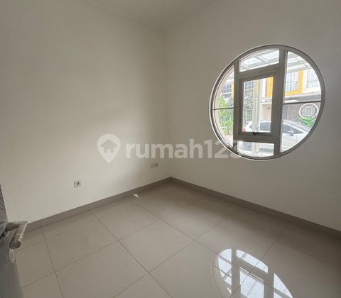 Dijual Rumah Siap Huni PIK 2, ukuran 6x12.5, 2 lantai, Termurah 2