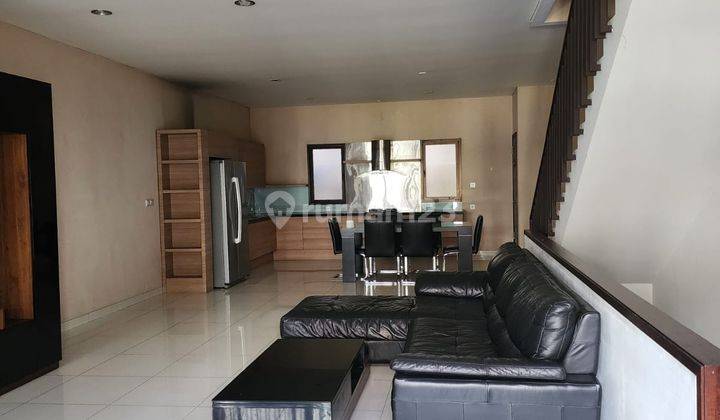 Rumah di Maple Town House disewakan di jl Gunung Batu Bandung 2