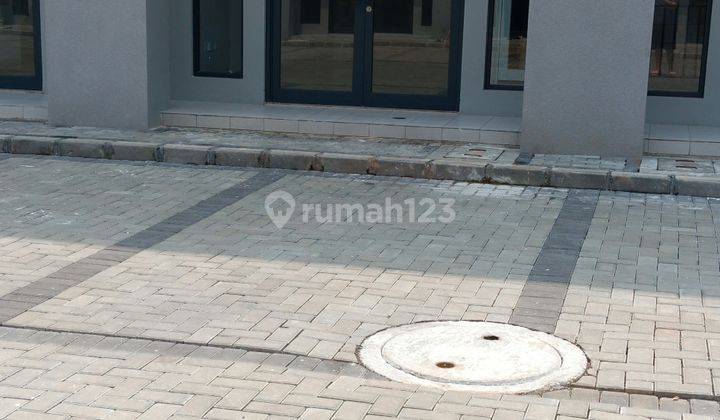 Ruko Lantai 1 di 91 District Bsd Khusus Untuk Kantor toko Bukan Makanan  2