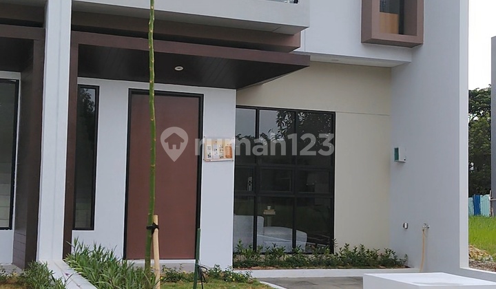 Chrysant Cluster. Puri Botanical. Jakarta Barat. Strategis. Rumah 2 Lantai Dg Rooftop Chrysant Cluster. Puri Botanical. Jakarta Barat. Strategis. Rumah 2 Lantai Dg Rooftop