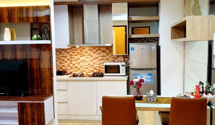 Sewa Apartment 1 BR di The Royale Springhill Furnished mewah Siap Tinggal ! 2
