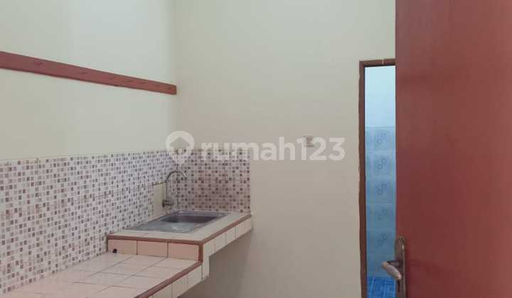 Di Sewa Rumah Kontrakan 2kamar AC(disetiap Kamar) Keamanan 24jam di Jl. Raya Jagakarsa No.35 2, Jagakarsa, Jakarta Selatan Lokasi Strategis Paling Murah BOOK NOW !! 2