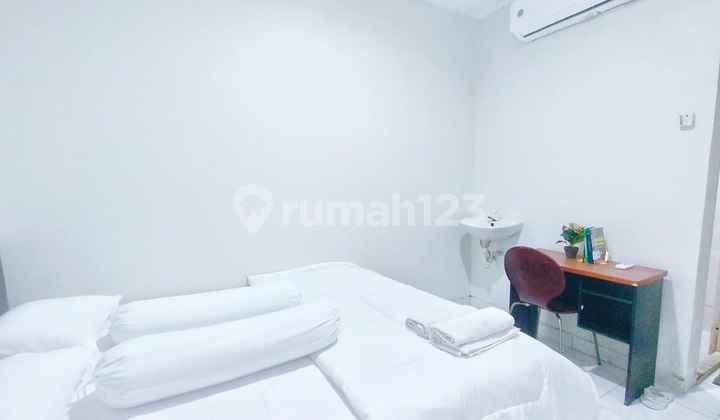 Disewakan KOST Campur Strategis Untik Mahasiswa & Karyawan Griya Asri di Jl. Dr. Susilo IIB No.42 Grogol Jakarta Barat Full Furnished BOOK NOW !! 1