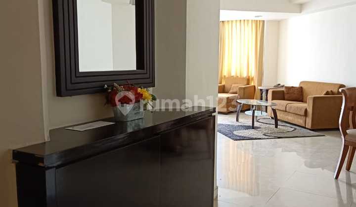 Sewa Apartemen 2+1 di Taman Anggrek Top Floor City View Furnished