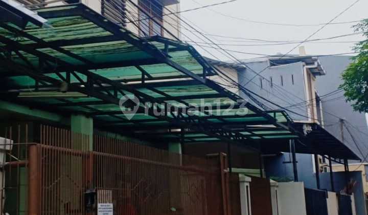 Kost Grogol Dekat Dengan Terminal Grogol dan Busway Grogol, Trisakti dan Untar 3 Menit Jalan Kaki. 1