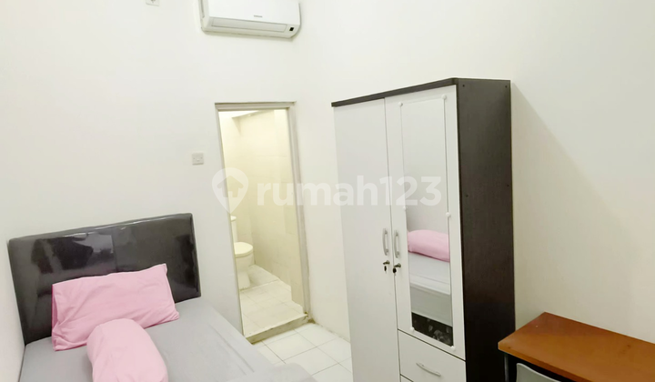 For Rent: Mixed Gender Boarding House Strategically Located for Employees & Students, Griya Elok Cheapest in Grogol, West Jakarta BOOK NOW!! 2