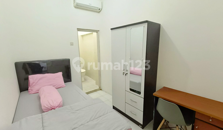 Rented Men's and Women's Mixed Dormitory Strategically Located for Employees & Students Griya Elok Most Affordable in Grogol West Jakarta Book Now !!