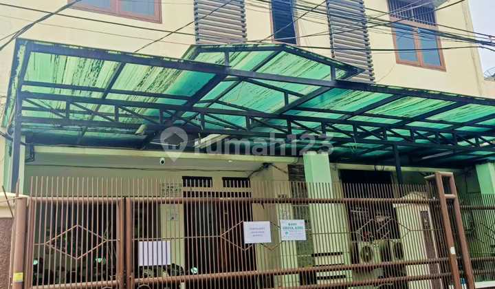 Jual Kost 31 Kt + Km Dalam di Grogol Lokasi Universitas dan Perkantoran Strategis dan Sudah Berjalan!