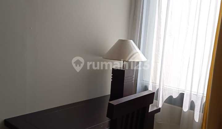 Rent a 2+1 Apartment in Taman Anggrek Top Floor City View Furnished 2