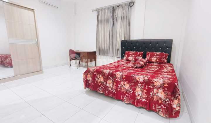 Sewa Kost Griya Asri, Kamar Luas Banget, Tempat Tidur Ukuran 180 X 200, Grogol, Jakarta Barat 2