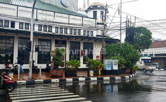 Jual ruko di Asia Afrika Bandung 1100 m2 SHM Hoek Strategis !! 1