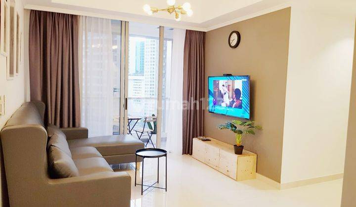 Sewa apartment 3 BR @Taman Anggrek Residences Furnished Luxury w/ Pool View 2