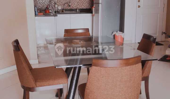 Rent Apartment in West Jakarta Taman Anggrek 88 M2 Furnished Luxury 2