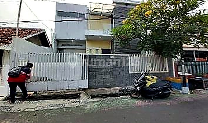 Rumah Emas Tomang Grogol 186M² (6Kt) - Limit Lelang 3,67 M di Bawah NJOP!