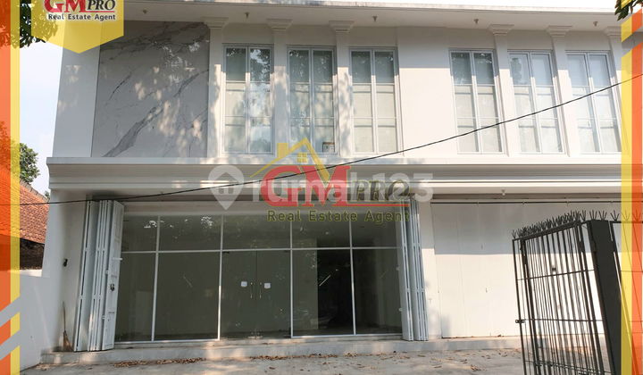 Shop House in Sayap Riau - Central Bandung Shop House in Sayap Riau - Central Bandung