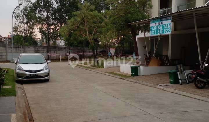 Dijual Rumah Bu Dijual Rugi Rumah 2 Lantai Citra 8 Nego 2