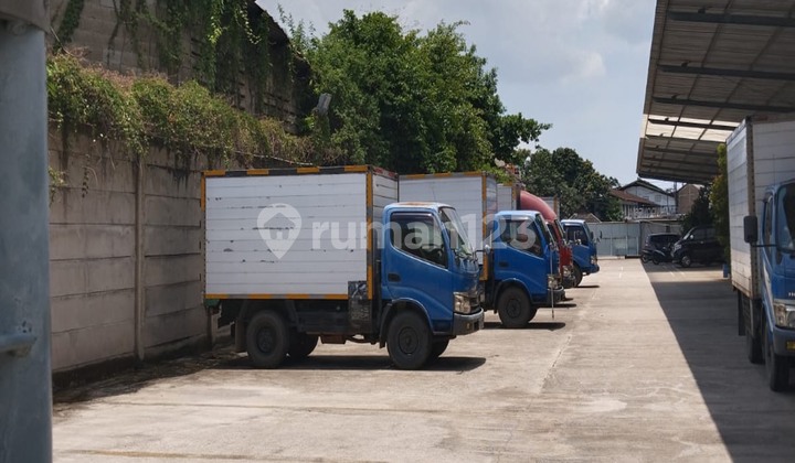 For Sale and Rent Warehouse and Office in Daan Mogot 3-in-1 Ready to Use Never Flooded Warehouse in Daan Mogot 5806 m² HGB - Building Use Rights