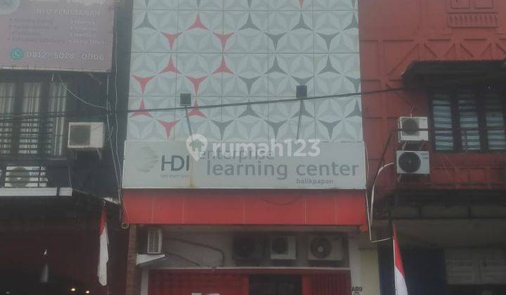 Ruko Strategis 4 Lantai Balikpapan Baru Ramai 1