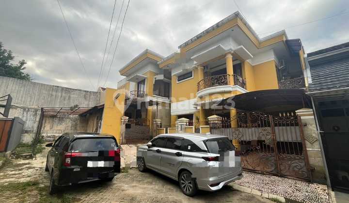 Dijual Rumah Mewah di Jatibening Estate Bekasi Jawa Barat 2