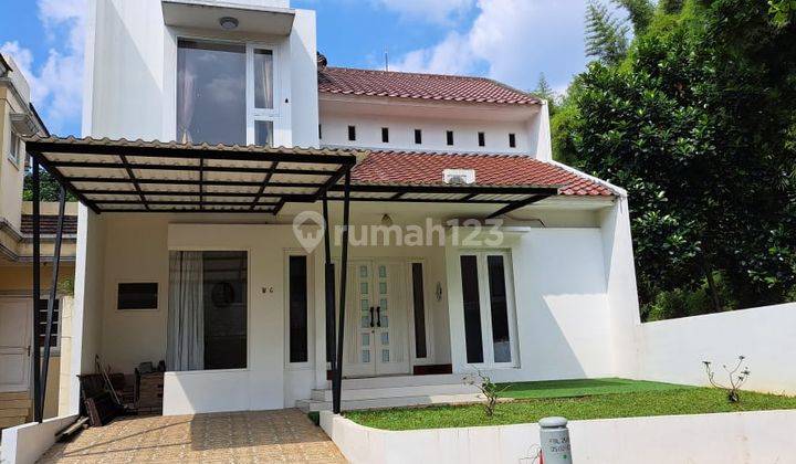 Dijual Rumah cantik siap huni sdh renov di Taman Giriloka BSD 2