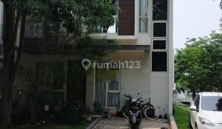 Dijual cepat Rumah dpn taman di Royal Blossom The Green BSD 1