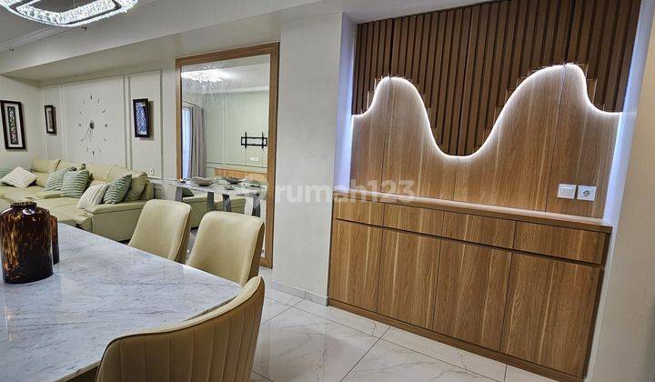 Disewakan Apartemen elit Sky House BSD Baru Furnished 3 BR 2