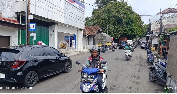 For Sale: Connected Shophouse on Jl. Provinsi, 2 Directions, Sukabumi City For Sale: Connected Shophouse on Jl. Provinsi, 2 Directions, Sukabumi City