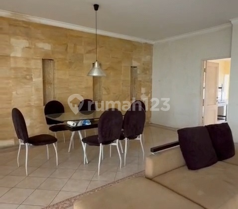 Disewakan Rumah di Pinggir Jalan Griya Loka Bsd Bs Buat Usaha Disewakan Rumah di Pinggir Jalan Griya Loka Bsd Bs Buat Usaha