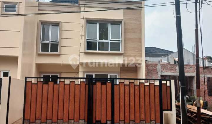 Dijual Rumah Brand New di Sektor 7A/B Gading Serpong Dijual Rumah Brand New di Sektor 7A/B Gading Serpong