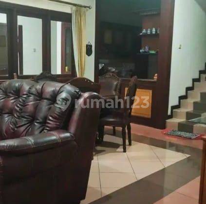 Dijual Rumah Bsd City, Rumah Luas Dalam Komplek Giri Loka 2