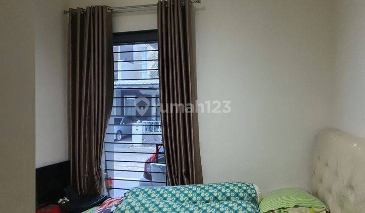 kamar tidur dijual rumah dekat bsd dan