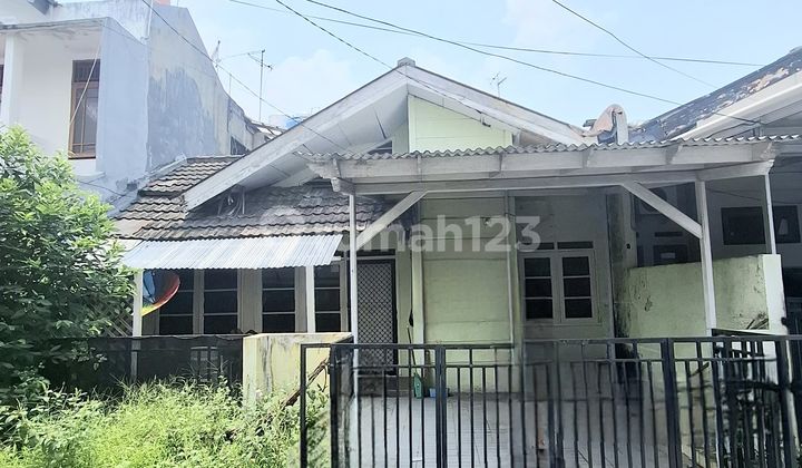 Rumah Murah Bintaro Sektor 1 Jakarta Selatan, Dalam Komplek Besar Rumah Murah Bintaro Sektor 1 Jakarta Selatan, Dalam Komplek Besar