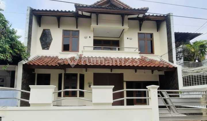 Rumah di Pondok Indah Jakarta Selatan, Harga Menarik Jarang Ada
