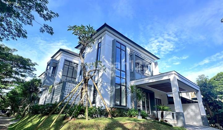 Luxury House in BSD City, Brand New Premium Delatinos Specification in BSD